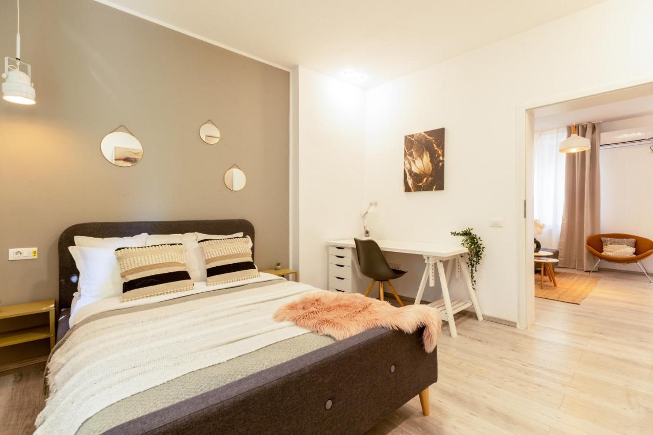 Ideal Stay: Spacious 2Br Apt Near Calea Victoriei 布加勒斯特 外观 照片