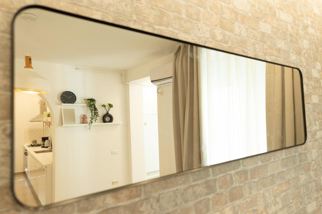 Ideal Stay: Spacious 2Br Apt Near Calea Victoriei 布加勒斯特 外观 照片